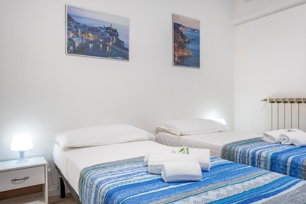 New Apt! 1Km From Central Station 'La Spezia' 외부 사진
